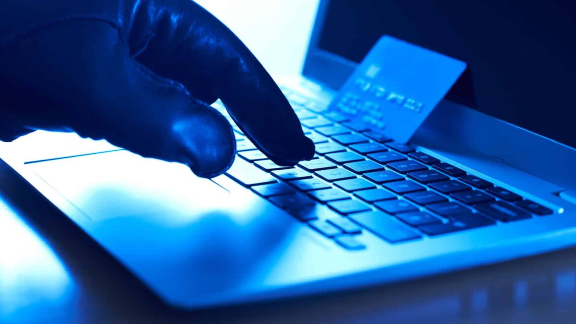 How to Identify Credit Card Fraud